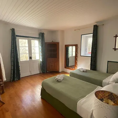 Holiday home Domaine De Sarlandie *